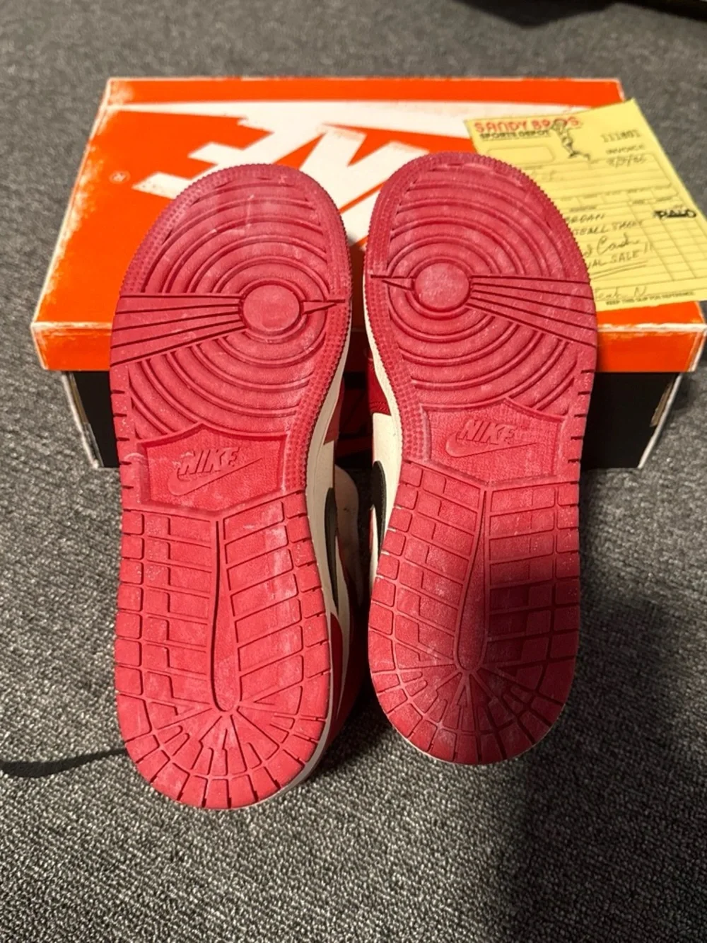 Nike Air Jordan 1 High Vintage Chicago Red White Black